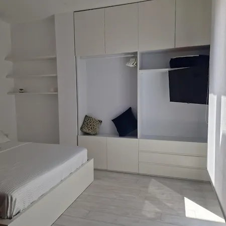 Apartment Tassoni 82 - In The Center With Sea View *